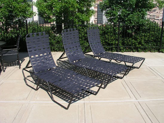 Colonial Plaza Apartments